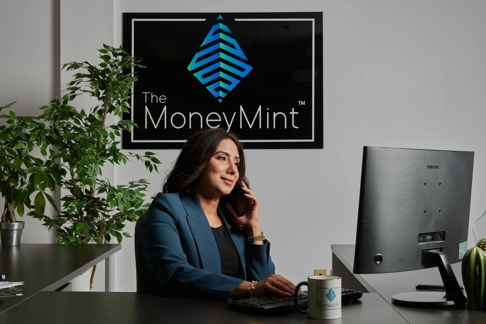 Logo - The Money Mint