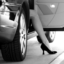 Logo - Hollywood Limousine Services