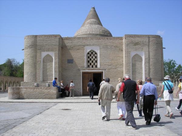 Mausoleum Chashma Ayub 
