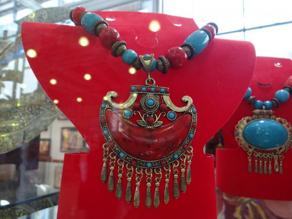 Traditional Uzbek Jewelry